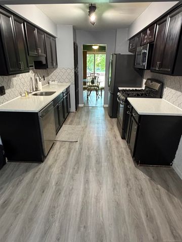 37688 Charter Oaks Boulevard, Clinton Township, MI 48036