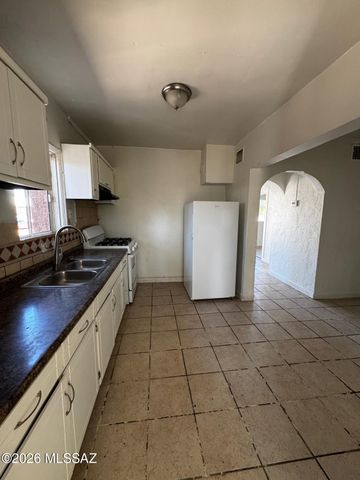 231 W 32nd Street, Tucson, AZ 85713