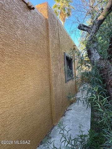 231 W 32nd Street, Tucson, AZ 85713