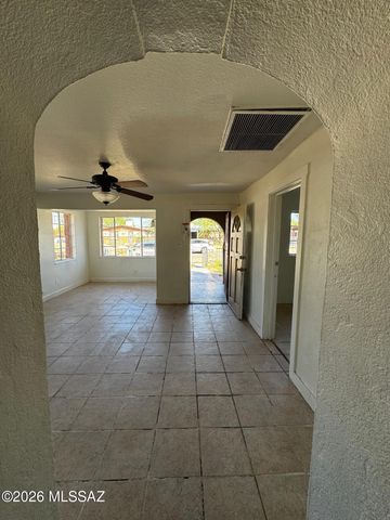 231 W 32nd Street, Tucson, AZ 85713