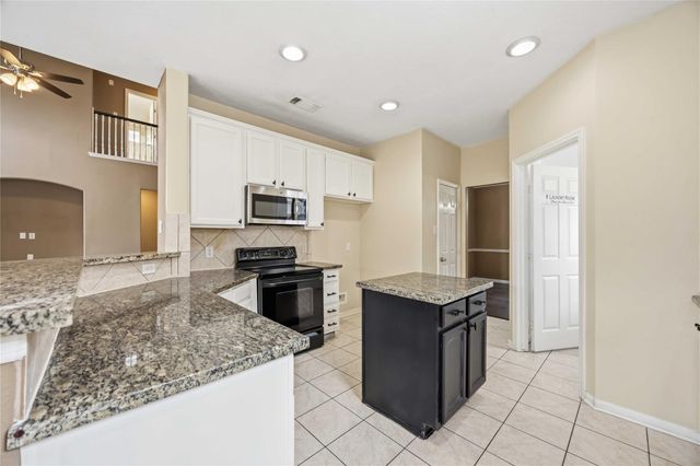 12108 E Canyon Trace Drive, Houston, TX 77095