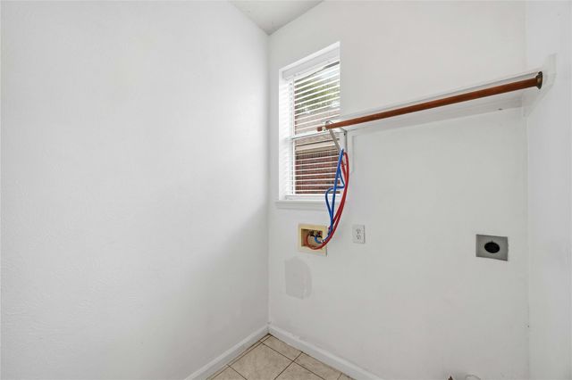 12108 E Canyon Trace Drive, Houston, TX 77095
