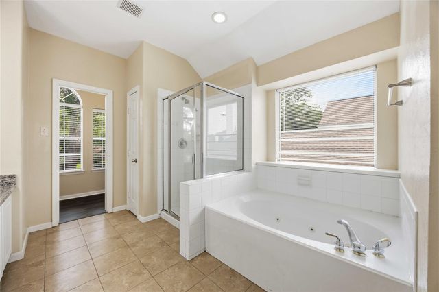 12108 E Canyon Trace Drive, Houston, TX 77095