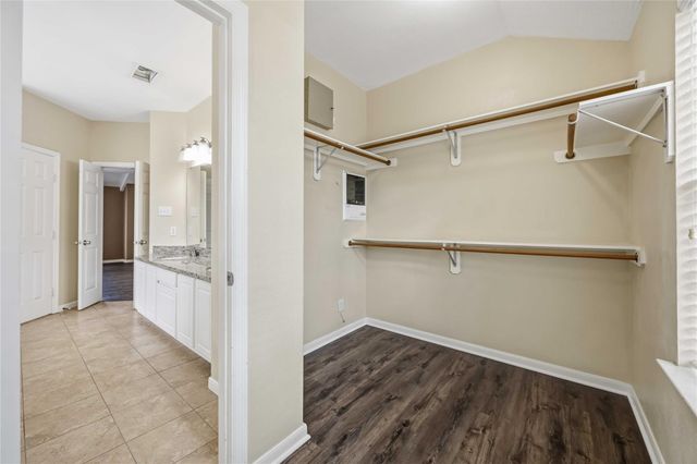 12108 E Canyon Trace Drive, Houston, TX 77095