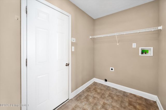 11513 Top Walnut Loop, Louisville, KY 40229