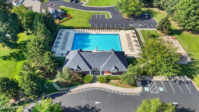 11513 Top Walnut Loop, Louisville, KY 40229