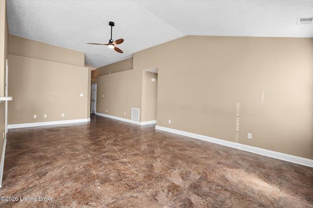 11513 Top Walnut Loop, Louisville, KY 40229