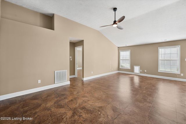 11513 Top Walnut Loop, Louisville, KY 40229