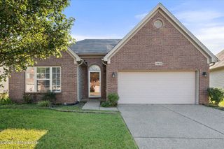 11513 Top Walnut Loop, Louisville, KY 40229