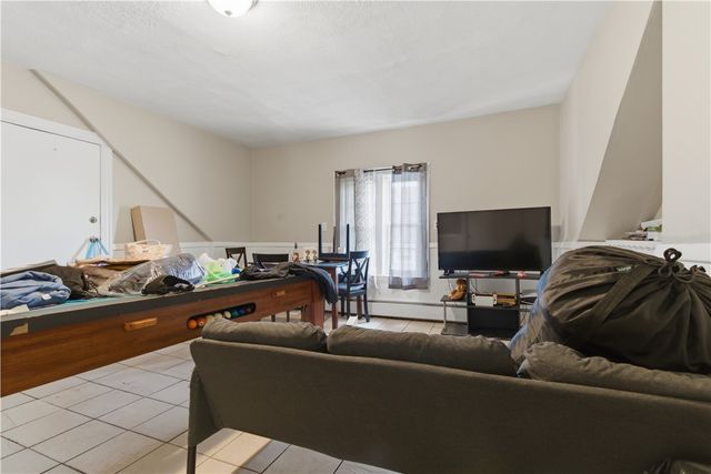 85 Hendricks Street, Central Falls, RI 02863