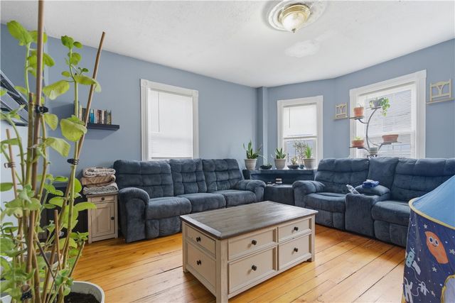 85 Hendricks Street, Central Falls, RI 02863