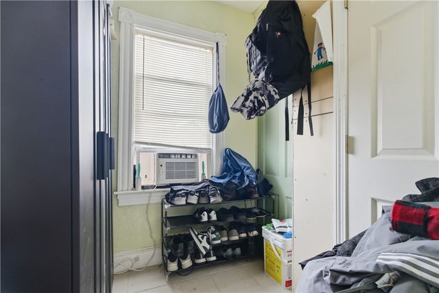 85 Hendricks Street, Central Falls, RI 02863