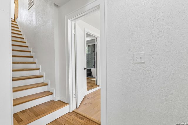 311 FURR DR, San Antonio, TX 78201