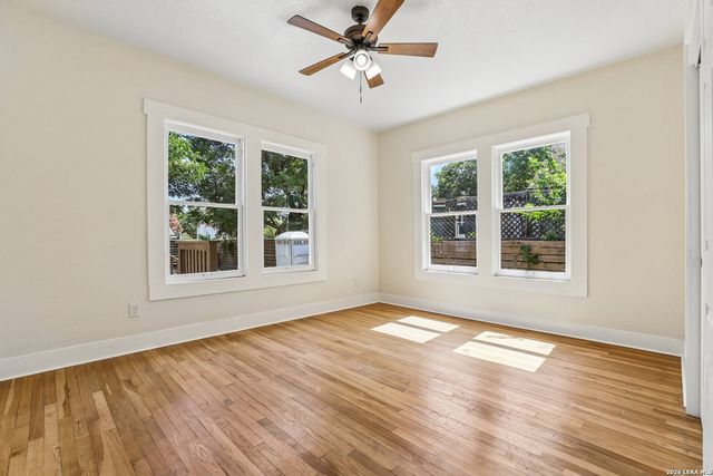 311 FURR DR, San Antonio, TX 78201