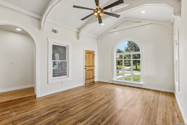 311 FURR DR, San Antonio, TX 78201