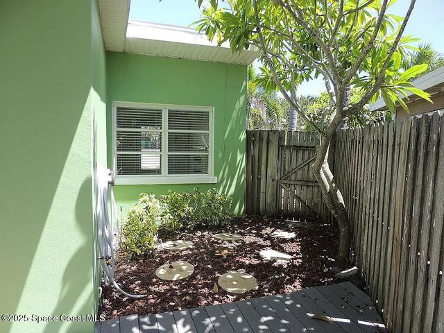 206 Fourth Avenue, Indialantic, FL 32903