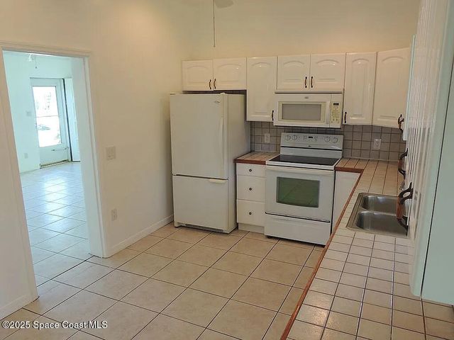 206 Fourth Avenue, Indialantic, FL 32903