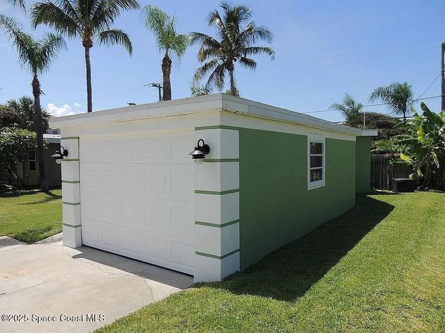 206 Fourth Avenue, Indialantic, FL 32903