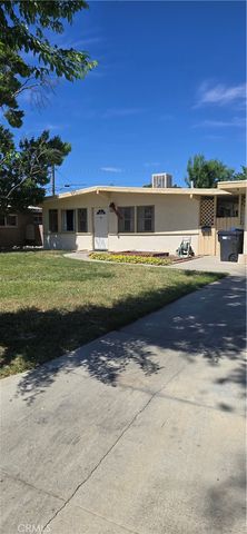 1139 W Avenue J12, Lancaster, CA 93534