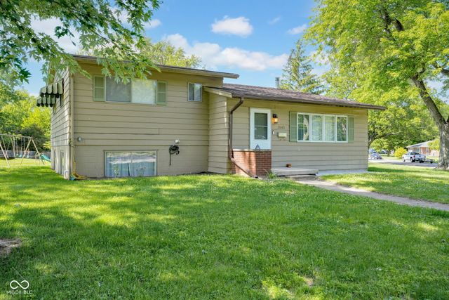 3042 Fairlawn Drive, Columbus, IN 47203