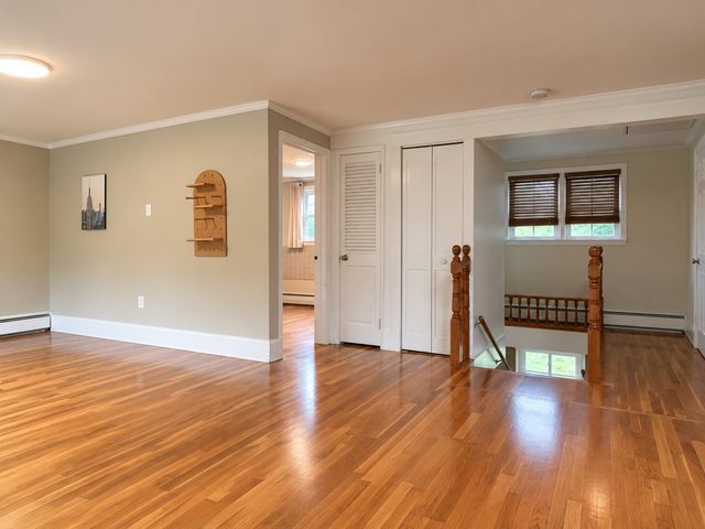 347 Lexington St, Woburn, MA 01801
