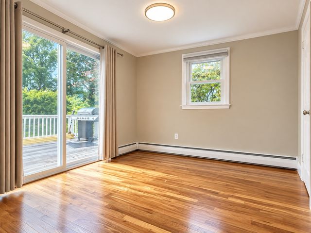 347 Lexington St, Woburn, MA 01801