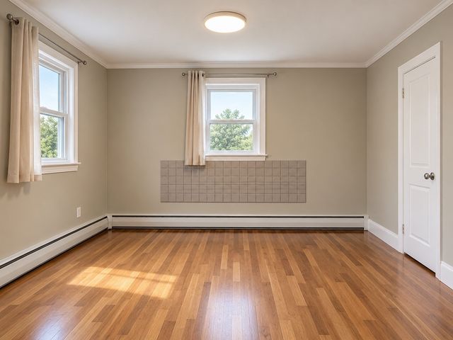 347 Lexington St, Woburn, MA 01801