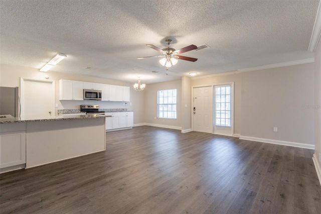 4013 27TH AVENUE W, Bradenton, FL 34205