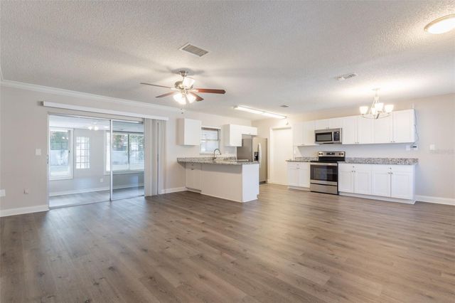 4013 27TH AVENUE W, Bradenton, FL 34205