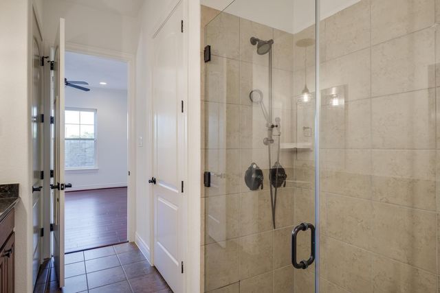 101 Rivalto CIR 2, Lakeway, TX 78734
