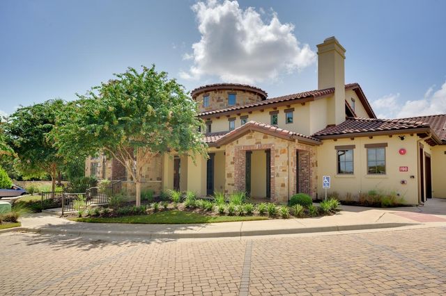 101 Rivalto CIR 2, Lakeway, TX 78734