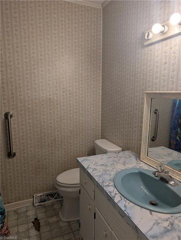 1920 Oak Ridge Church Road, Yadkinville, NC 27055