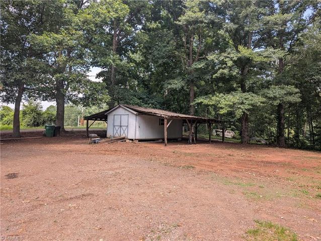 1920 Oak Ridge Church Road, Yadkinville, NC 27055