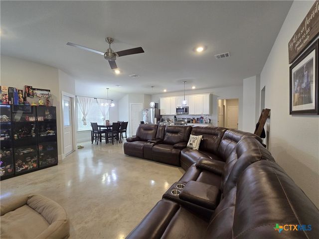 1051 Lexington Drive, Copperas Cove, TX 76522
