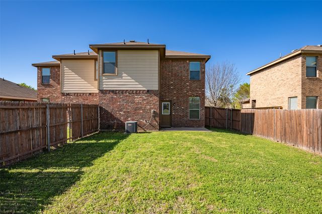 1426 Piedmont Drive, Mansfield, TX 76063