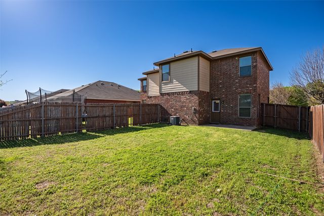1426 Piedmont Drive, Mansfield, TX 76063