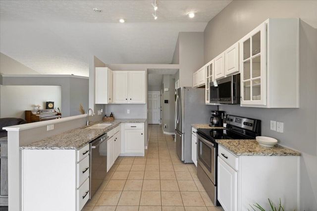 1845 Hunters Ridge Drive 1845 Hunters Ridge Drive, Troy, OH 45373