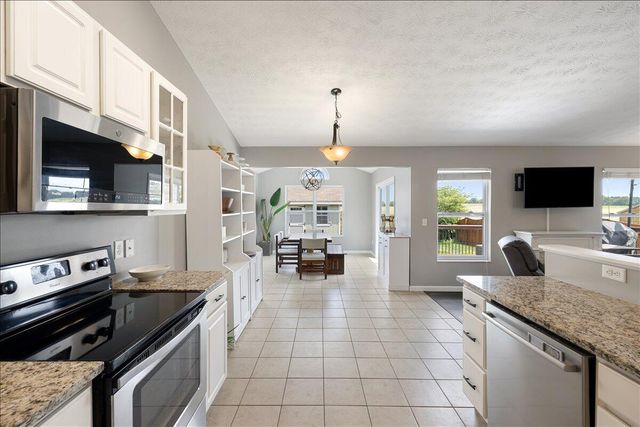 1845 Hunters Ridge Drive 1845 Hunters Ridge Drive, Troy, OH 45373