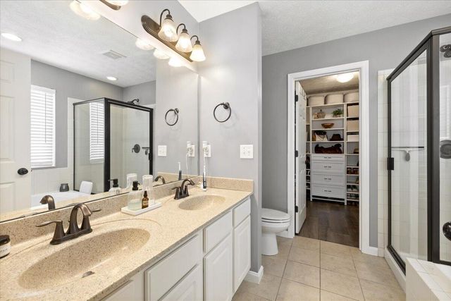 1845 Hunters Ridge Drive 1845 Hunters Ridge Drive, Troy, OH 45373