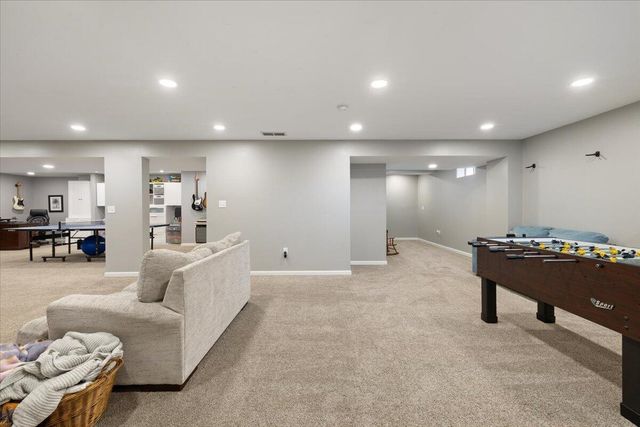 1845 Hunters Ridge Drive 1845 Hunters Ridge Drive, Troy, OH 45373