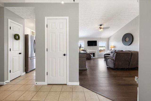 1845 Hunters Ridge Drive 1845 Hunters Ridge Drive, Troy, OH 45373