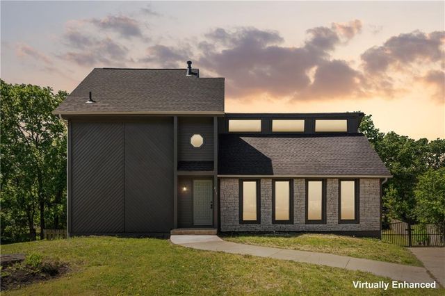 413 S Brittany Drive, Olathe, KS 66061
