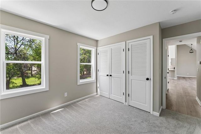 413 S Brittany Drive, Olathe, KS 66061