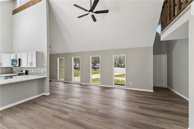 413 S Brittany Drive, Olathe, KS 66061
