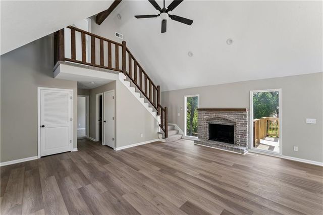 413 S Brittany Drive, Olathe, KS 66061
