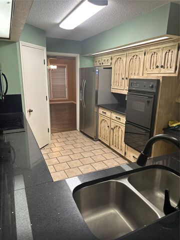 1620 Oak Meadow Drive, Irving, TX 75061
