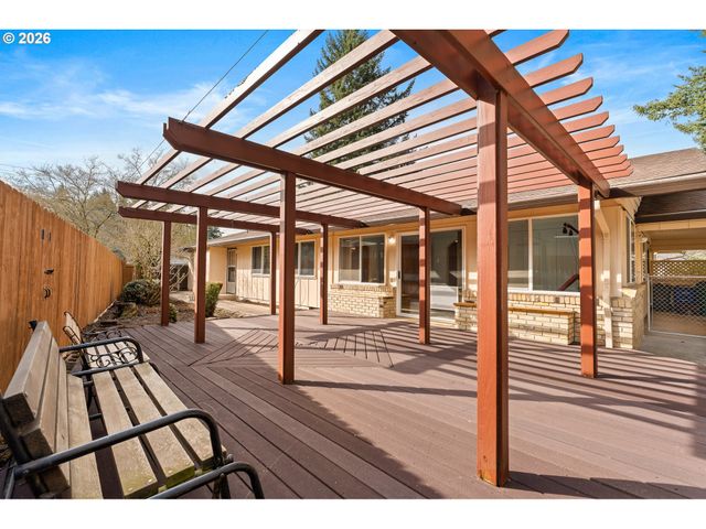 5907 Nw FRANKLIN St, Vancouver, WA 98663