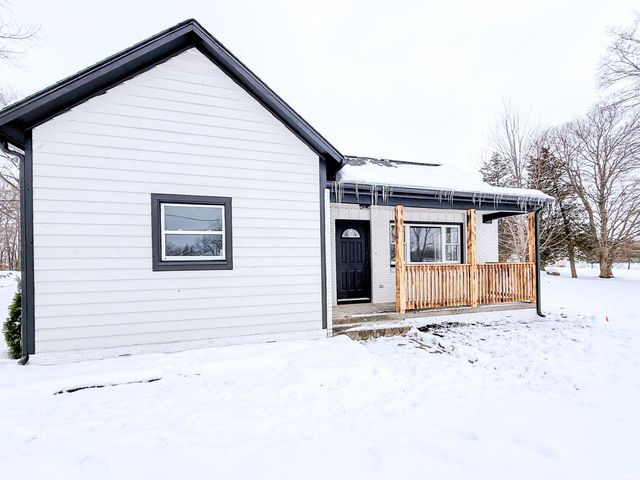 286 E Whitley Street, Churubusco, IN 46723