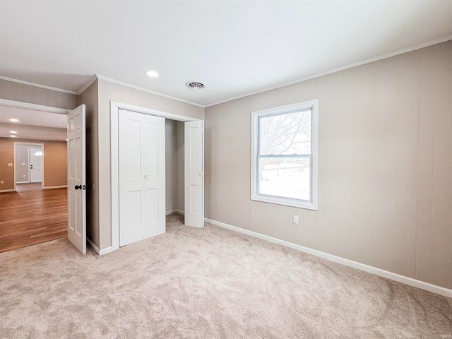 286 E Whitley Street, Churubusco, IN 46723