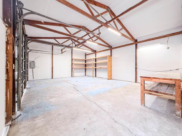 286 E Whitley Street, Churubusco, IN 46723